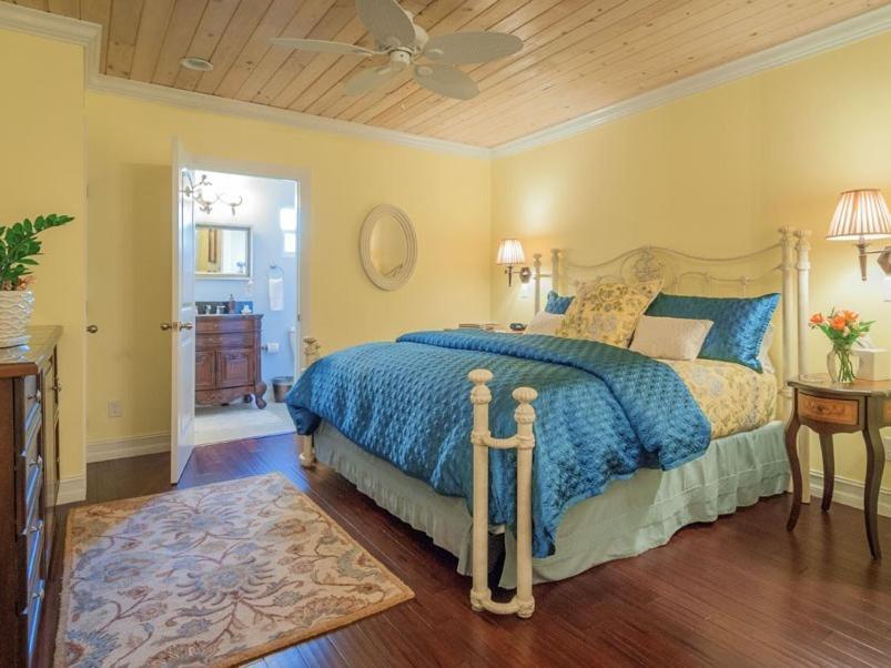Seaglass Inn Bed And Breakfast Melbourne Beach Exterior foto